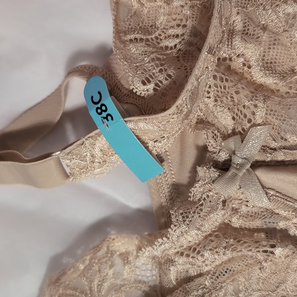 Bali Lift Off white Lace Bra Size 38C New with tags - Picture 3 of 9